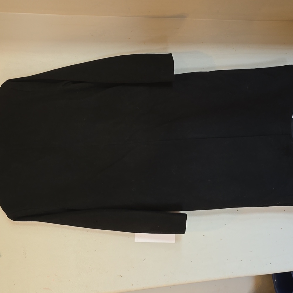 Elegant Black Pea Coat - Picture 4 of 5